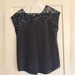 Club Monaco Navy 100% Silk/Lace Yoke Cap Sleeve Women's Top - XS